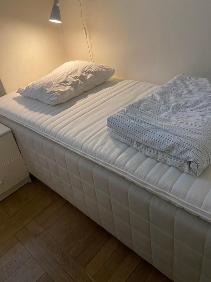 Dockside Hostel Стокхолм Екстериор снимка