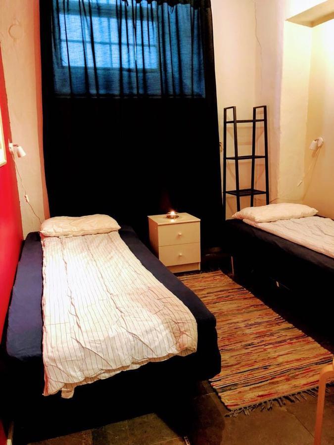 Dockside Hostel Стокхолм Екстериор снимка