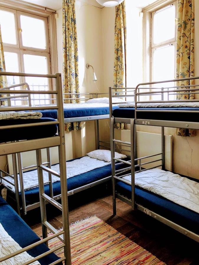 Dockside Hostel Стокхолм Екстериор снимка