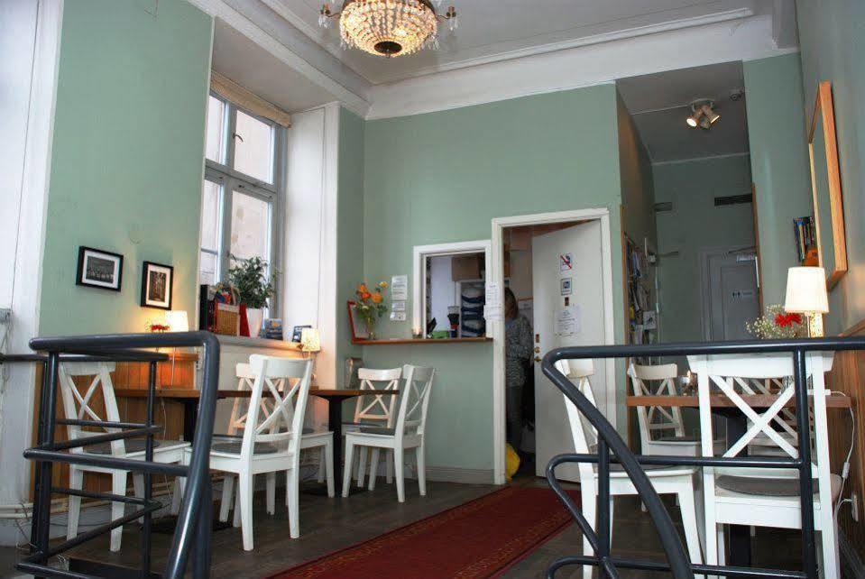 Dockside Hostel Стокхолм Екстериор снимка